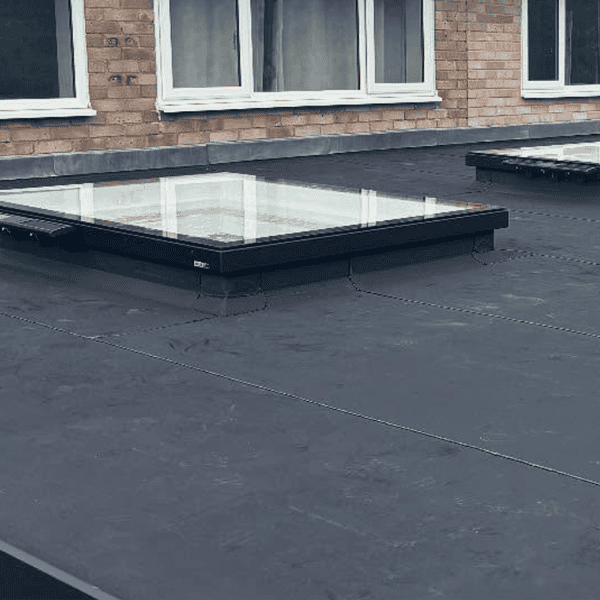 Resitrix Epdm Dakbedekking Met Lichtkoepels2